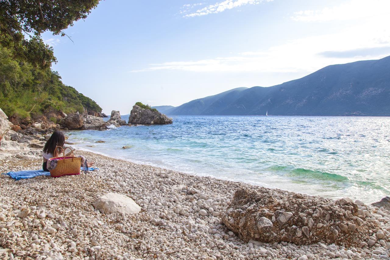 Sappho Boutique Suites Vassiliki Esterno foto